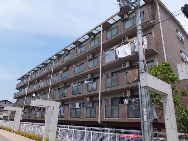 阪急京都線摂津市駅の賃貸物件外観写真